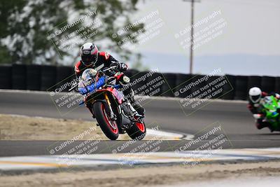 media/Apr-18-2025-TrackDaz (Fri) [[45f5874c44]]/B Group/Session 4 (Turn 6 - Outside)/